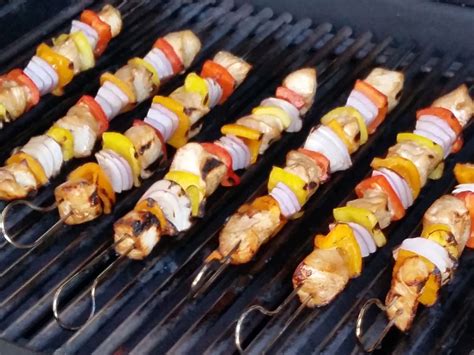 how to cook chicken skewers on a gas bbq